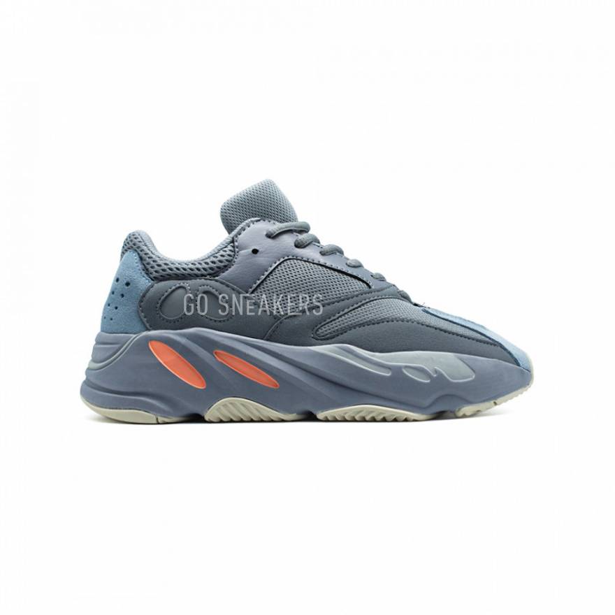 Yeezy wave runner blue top