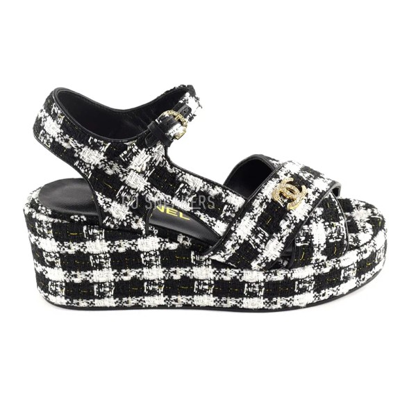 Женские босоножки Chanel Sandals Black/White Cell