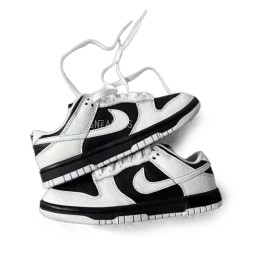 Nike Dunk Low Reverse Panda