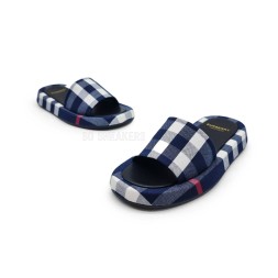 Burberry Flip-flops White/Navy