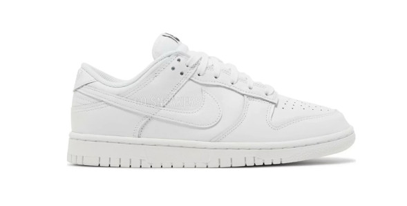 Унисекс кроссовки Nike Dunk Low Triple White