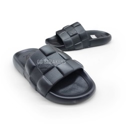 Louis Vuitton Flip-flops Black